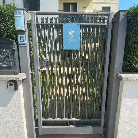 Holiday home Holiday Home Calmasino Calmasino