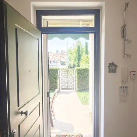 Semesterbostad Holiday Home Calmasino *