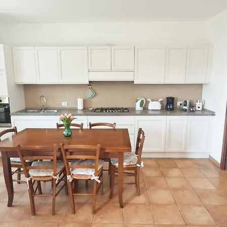 Holiday Home Calmasino Holiday home Calmasino